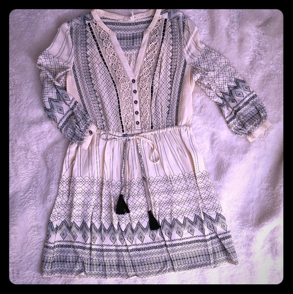 Anthropologie 3/4 sleeve summer dress size 6P